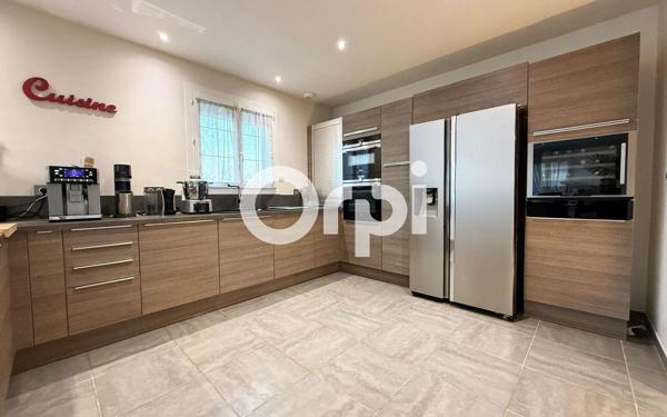 Maison à vendre    6 pièces • 150 m2 Soissons