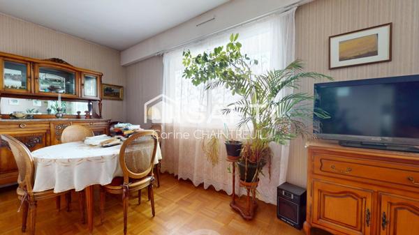 À vendre – Superbe appartement T4 traversant de 85 m² avec balcon plein sud – Bron Église (Place Baptiste Curial)