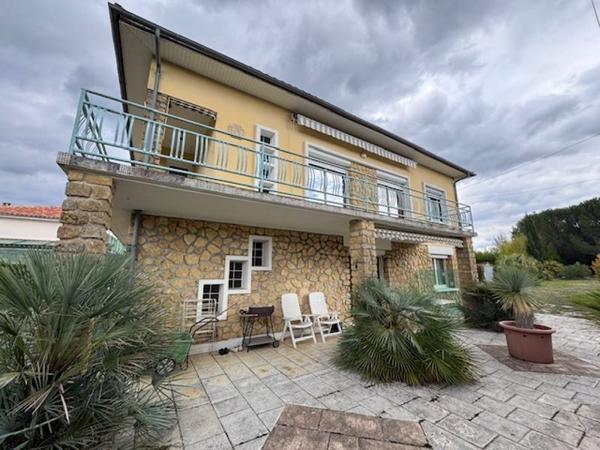 Maison à vendre |  Montpon-Ménestérol |  7 pièces | 177 m²