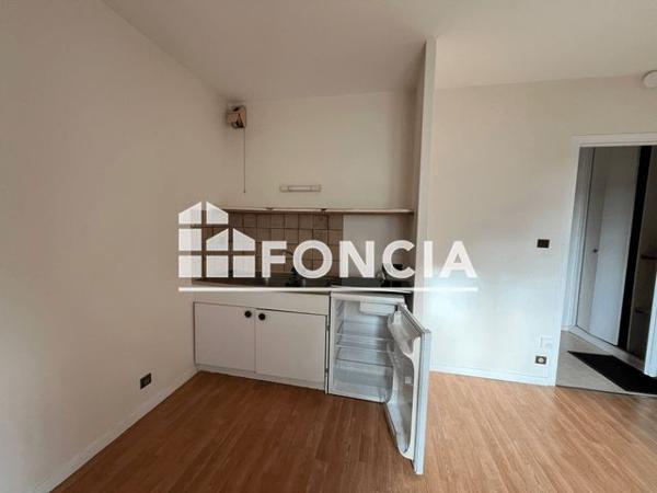 Location Studio 22.6 m² - 5-7 RUE TRAVOT Cholet 49300