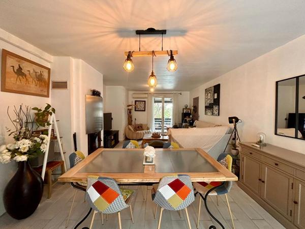 A vendre, superbe maison de plain-pied 181m² à MENSIGNAC 24350