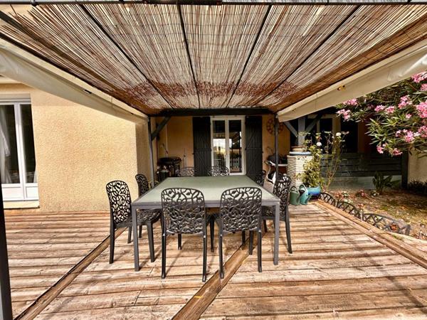 A vendre, superbe maison de plain-pied 181m² à MENSIGNAC 24350