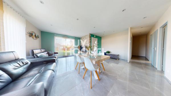 MAISON À VENDRE DE 4 PIÈCES DE 100,00 M²