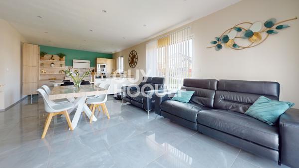 MAISON À VENDRE DE 4 PIÈCES DE 100,00 M²