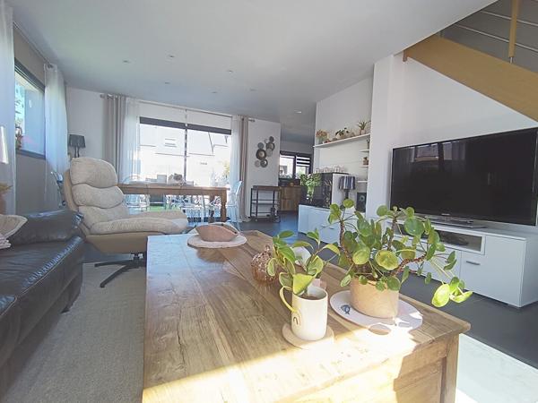 Maison à vendre à Saint-Avé de 4 chambres idéalement placée dans un environnement prisé