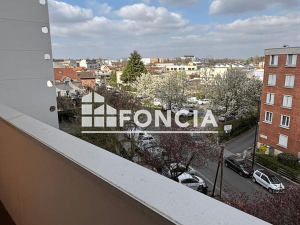 À vendre Appartement 2 pièces 48 m² - Stains 93240