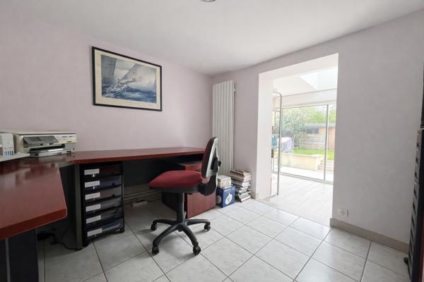 Maison entièrement rénovée avec sous-sol total à Massy