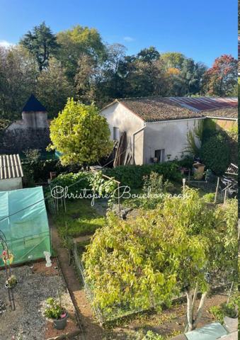 Vente Maison296 m² - 17 Pièces - VEZINS (49340)