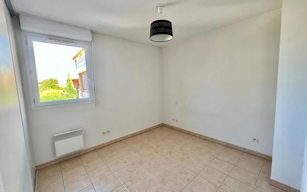 Appartement à vendre    2 pièces • 45 m2 Mèze