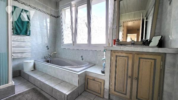 A vendre maison à BLANCS-COTEAUX