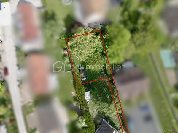 Terrain de 727 m²