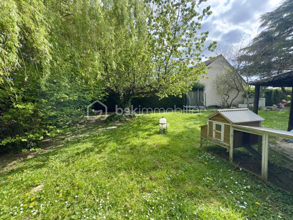 Terrain de 727 m²