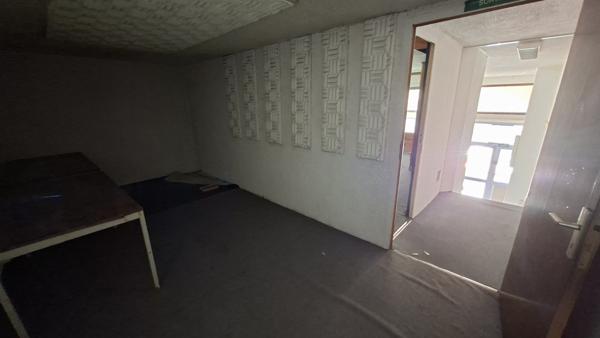 Local professionnel à VOIRON
