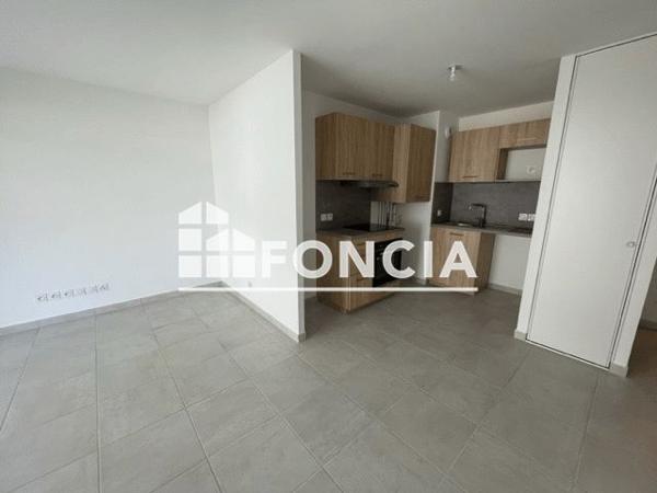 Location Appartement 2 pièces 42.79 m² - 111 RUE COLETTE Aix Les Bains 73100