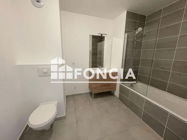 Location Appartement 2 pièces 42.79 m² - 111 RUE COLETTE Aix Les Bains 73100