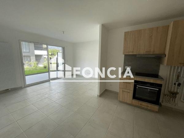 Location Appartement 2 pièces 42.79 m² - 111 RUE COLETTE Aix Les Bains 73100