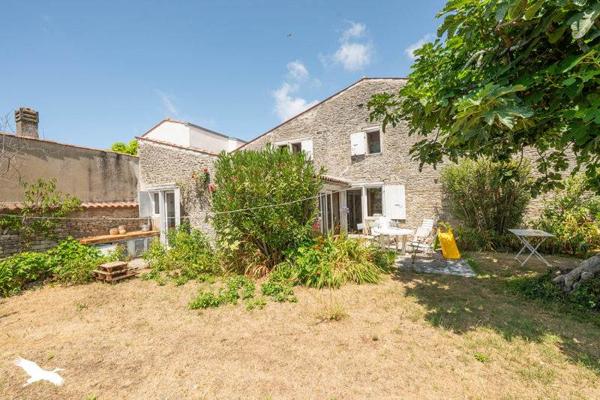 Maison à vendre |  Saint-Georges-d'Oléron |  4 pièces | 98 m²