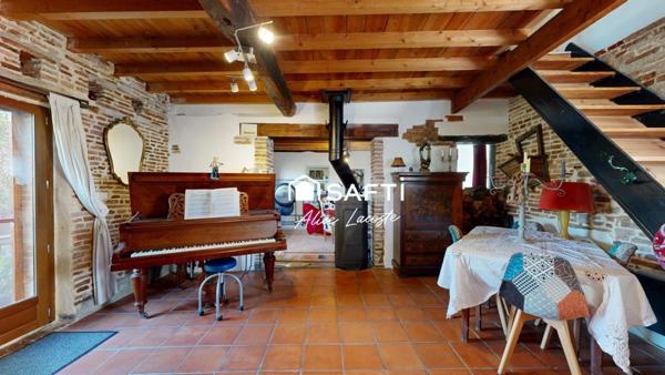 Ancienne ferme avec cachet et grand terrain