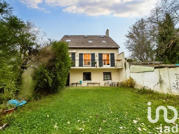 Maison traditionnelle 6 pièces de 135 m² à Vitry-sur-Seine (94400)