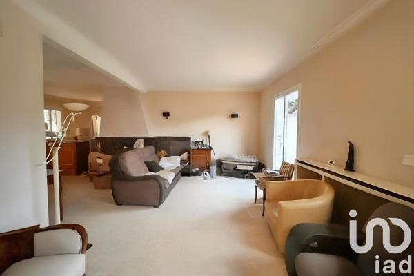 Maison traditionnelle 6 pièces de 135 m² à Vitry-sur-Seine (94400)