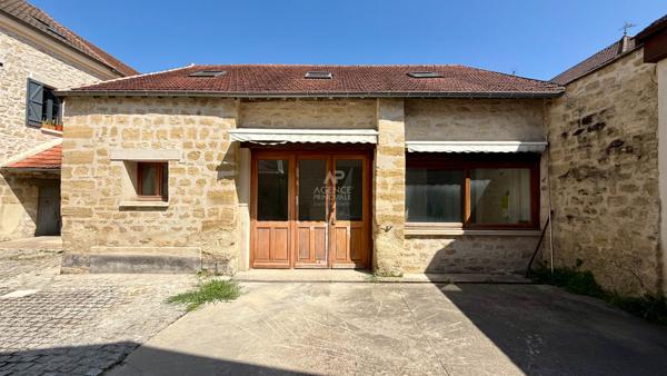 Appartement à réhabilité Vauréal 118 m2 170 220 € **  - Référence  5226