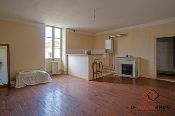 Immeuble à vendre 5 pièces de 381 m²