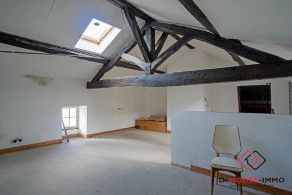 Immeuble à vendre 5 pièces de 381 m²