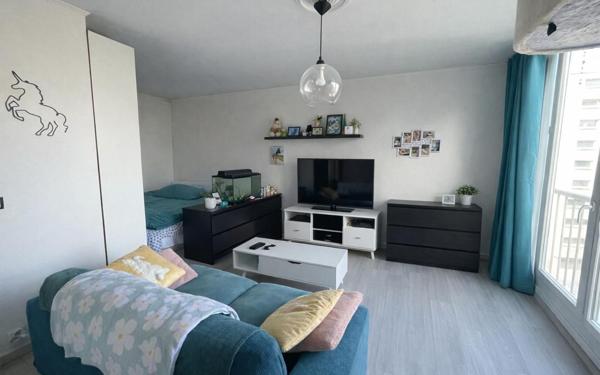 Appartement à vendre    1 pièce • 30,61 m2 Le Plessis-Trévise