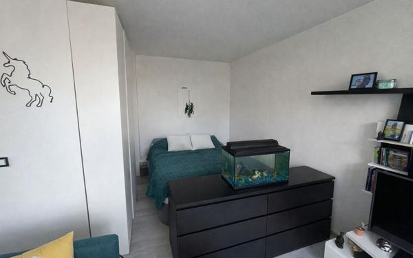 Appartement à vendre    1 pièce • 30,61 m2 Le Plessis-Trévise