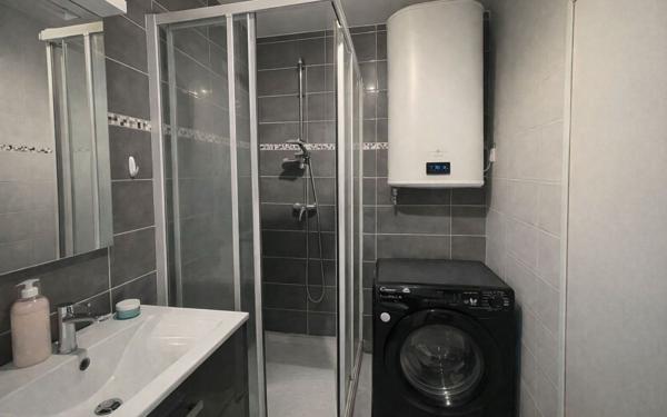 Appartement à vendre    1 pièce • 30,61 m2 Le Plessis-Trévise