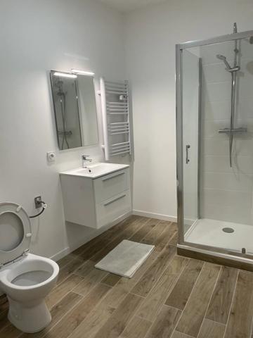 Location                                                      Appartement
                        
                     2 pièces                      50 m2                     à Perpignan