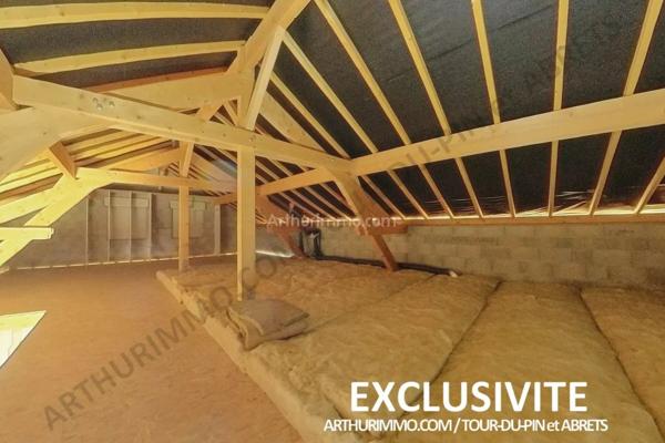 Vente Maison 2 pièces 150 m2 à La Tour-du-Pin