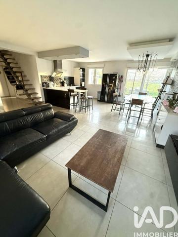 Maison à vendre 6 pièces 142 m² Vigy