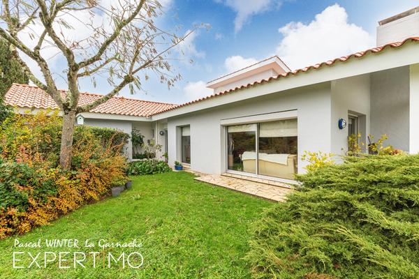 Soullans (85300) Magnifique maison d'architecte de 185m², 4 chambres et piscine