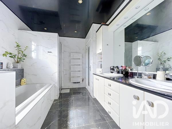 Maison à vendre 8 pièces 250 m² Boé