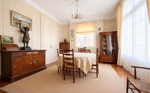 Maison à vendre    8 pièces •  Compiègne