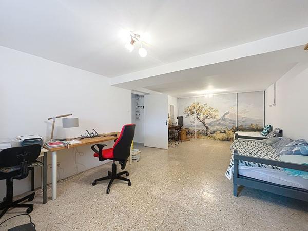 Maison familiale rénovée avec dépendance et garage ? 163m²