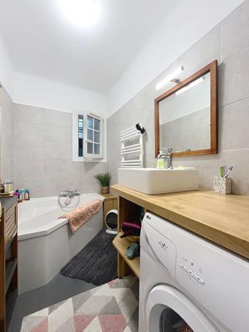 Maison familiale rénovée avec dépendance et garage ? 163m²