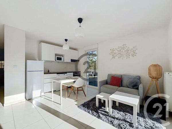Appartement F2 à vendre  2 pièces - 42,50 m 2   TROYES  - 10