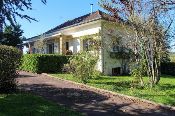 Propriété avec étang privé sur 1,5 hectare