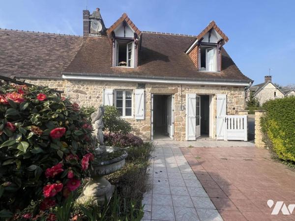 BAGNOLES DE L'ORNE, maison 2ch avec cour proche commerces