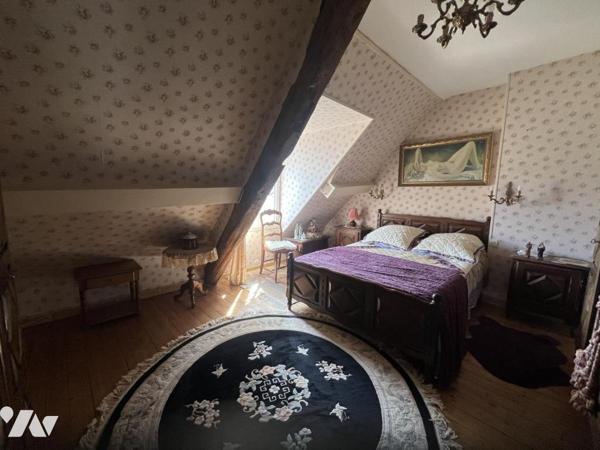 BAGNOLES DE L'ORNE, maison 2ch avec cour proche commerces