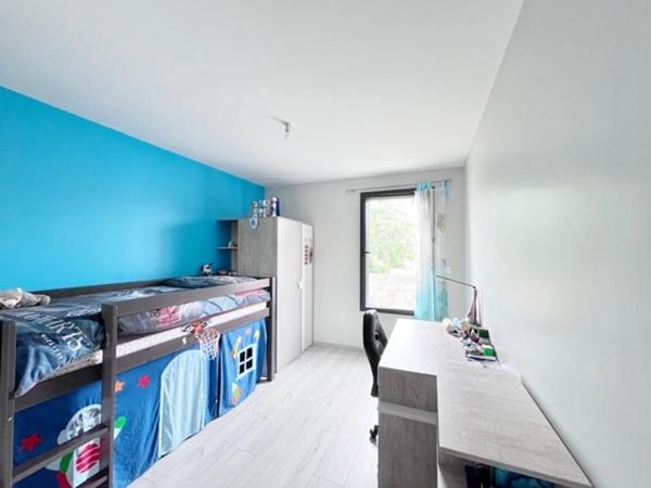 Maison 5 pièce(s) 170 m2-