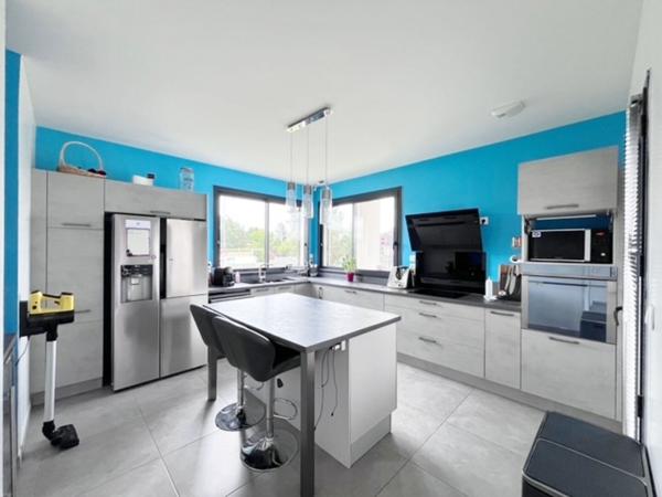 Maison 5 pièce(s) 170 m2-