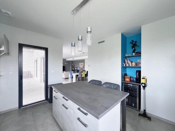 Maison 5 pièce(s) 170 m2-