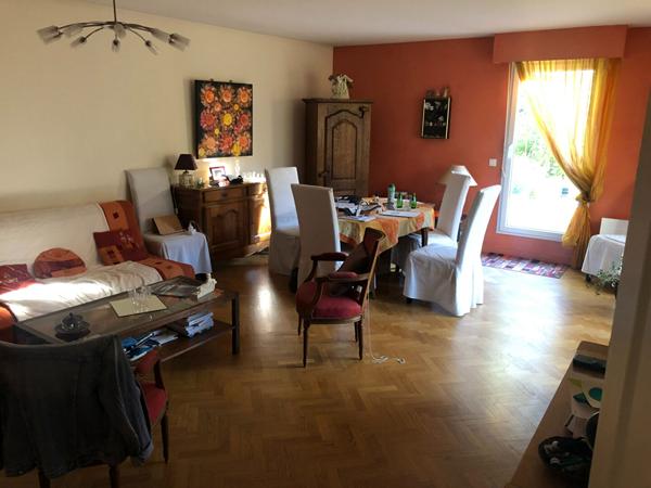 Appartement Suresnes 4 pièce(s) 107.97 m2