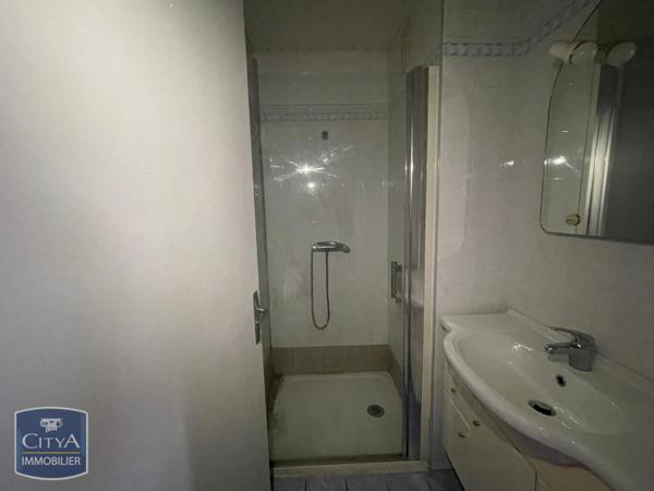 Appartement à louer 5 pièces 103.49m² Billère (64140)