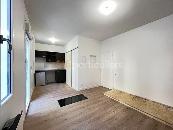 Vente
                Appartement22 m² - 1 Pièce -
                    BORDEAUX (33800)