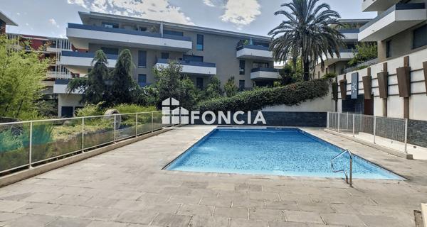 À vendre Parking 15 m² - Juvignac 34990