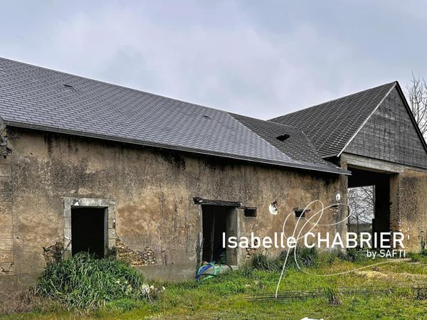 EN CAMPAGNE, LONGERE A TERMINER DE RENOVER